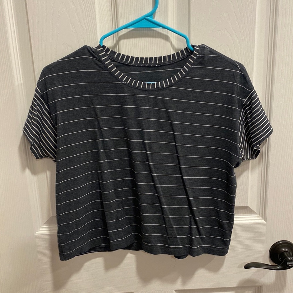 Lululemon stripe top